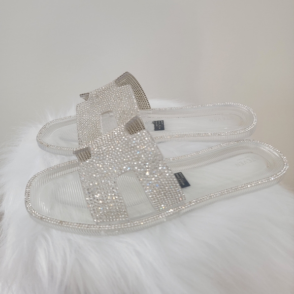 Steve Madden Clear Rhinestone Encrusted Jelly Sandals/ Slides - Picture 7 of 10